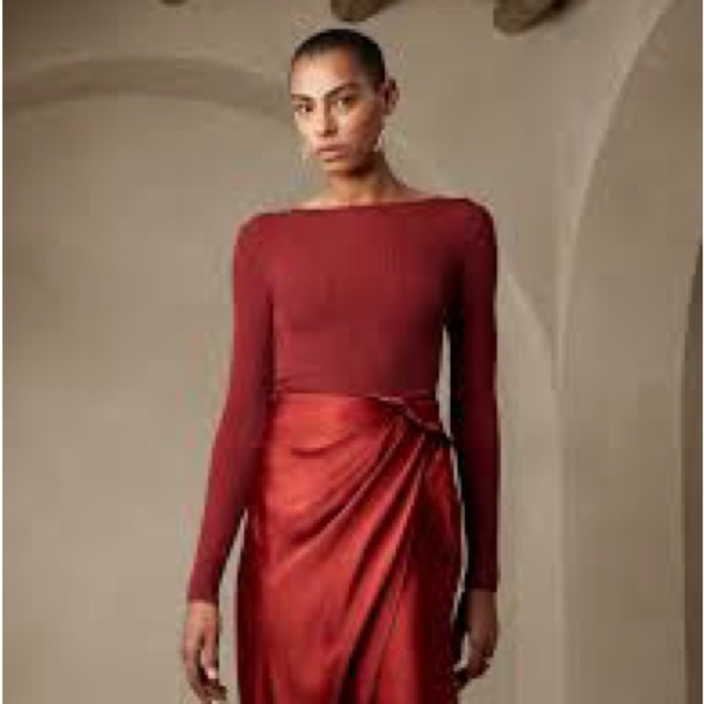 Banana Republic Ines scoop-back sweater Cabin Red Large